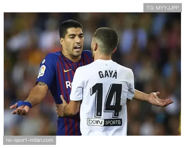 加亚边后卫攻守均衡风格解析