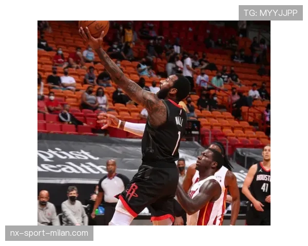 凯文·马丁突破得分效率提升显著 拉开替补锋线差距